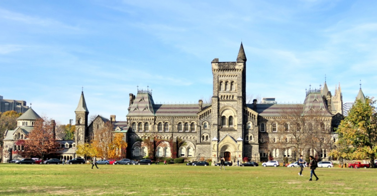 Universitas Terbaik Di Toronto Canada Yang Paling Unggul